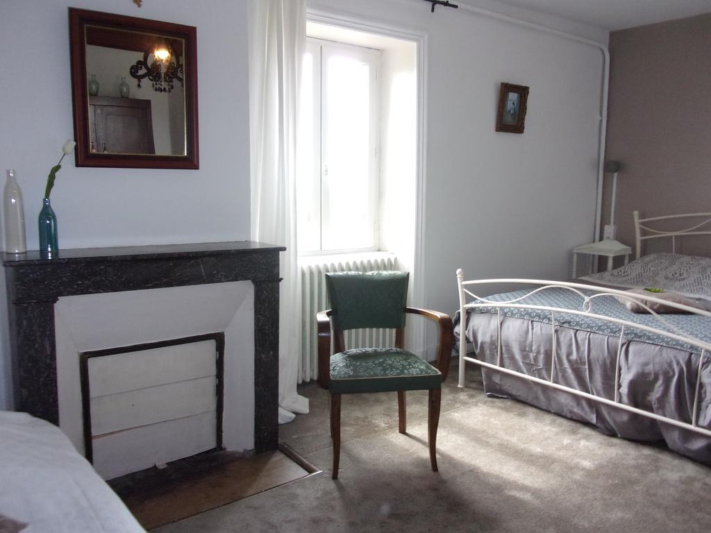 Chambres D'Hotes Le Besset Тьер Экстерьер фото